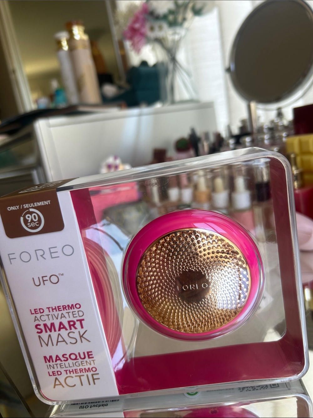 FOREO Thermo-Activated Smart Mask Device - fuchsia, & Rose Gold never opened